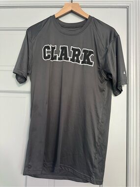 Performance Short-Sleeve Crew Tee in Grey